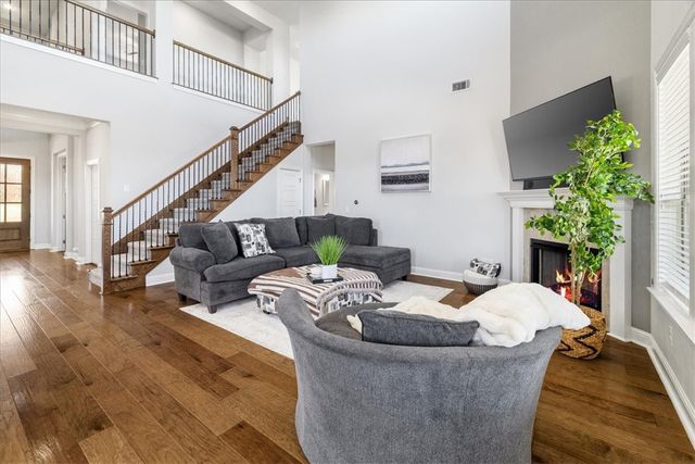 303 Torrance Drive, Cave Springs, AR 72718