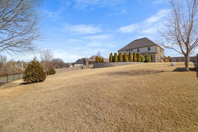 303 Torrance Drive, Cave Springs, AR 72718