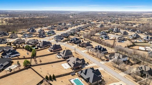 303 Torrance Drive, Cave Springs, AR 72718