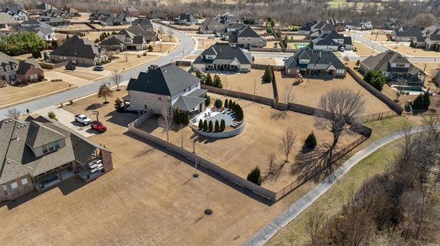 303 Torrance Drive, Cave Springs, AR 72718