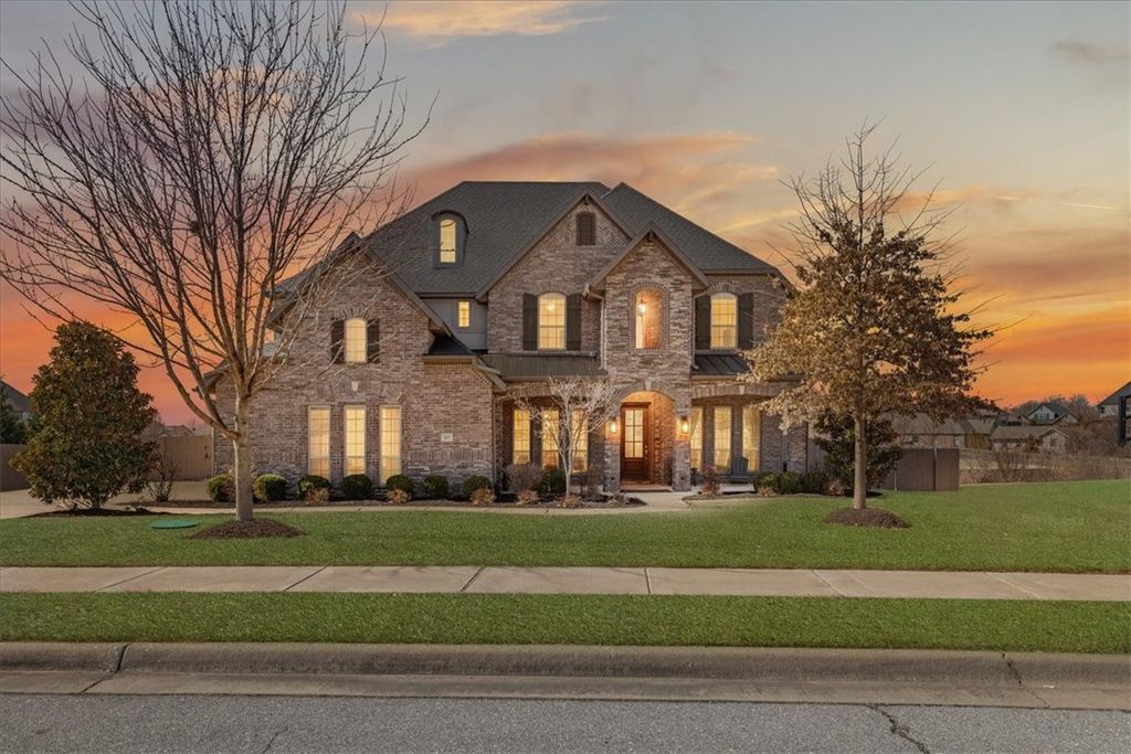 303 Torrance Drive, Cave Springs, AR 72718