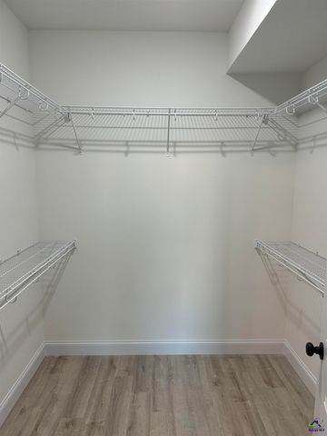 260 Beau Claire Circle, Byron, GA 31008