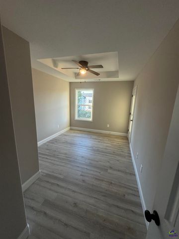 260 Beau Claire Circle, Byron, GA 31008