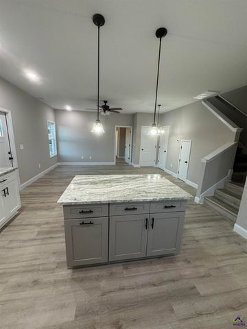 260 Beau Claire Circle, Byron, GA 31008