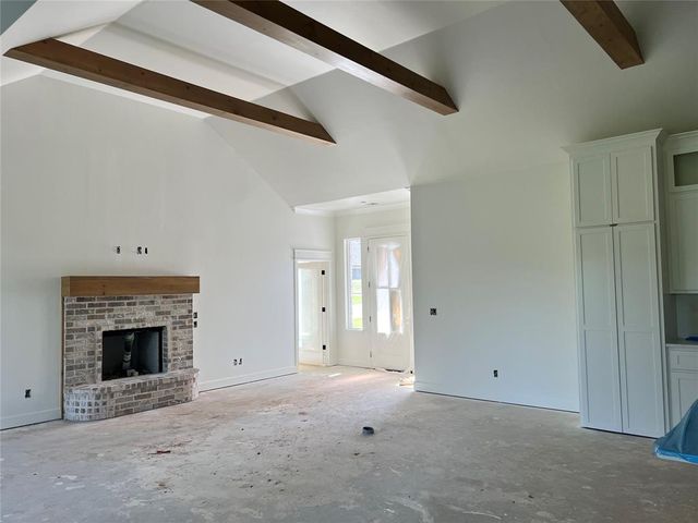 2400 Forest Glen Drive, Choctaw, OK 73020