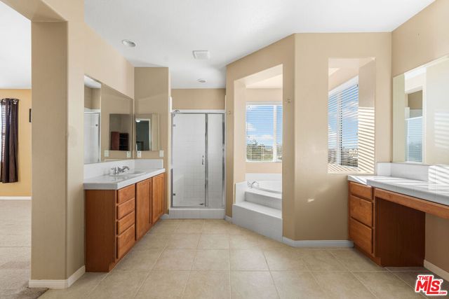 41507 Alexo Drive, Lancaster, CA 93536