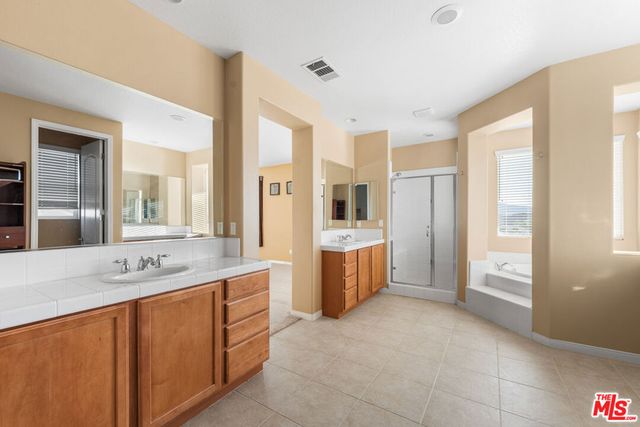 41507 Alexo Drive, Lancaster, CA 93536