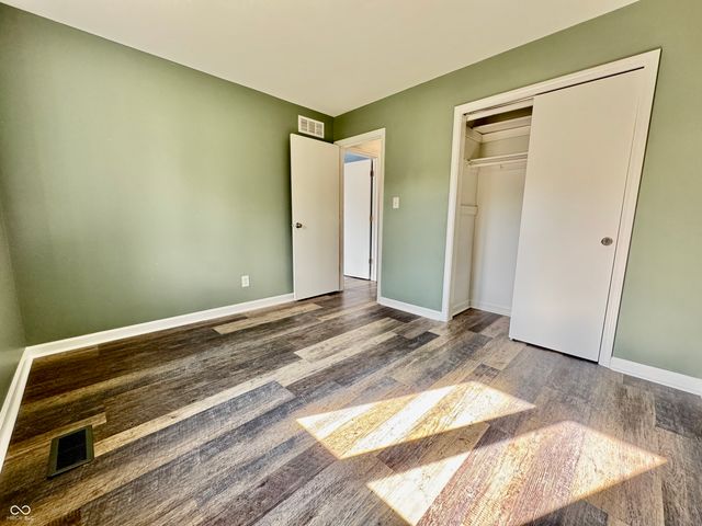 21 Bluebird Court, Greenfield, IN 46140