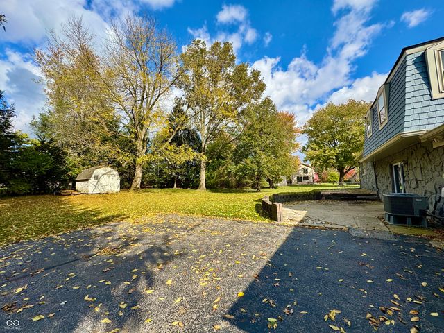 21 Bluebird Court, Greenfield, IN 46140