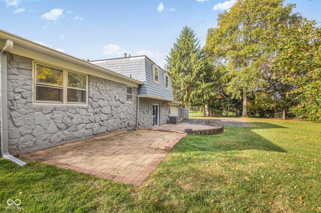 21 Bluebird Court, Greenfield, IN 46140