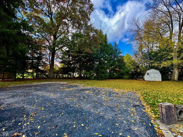 21 Bluebird Court, Greenfield, IN 46140