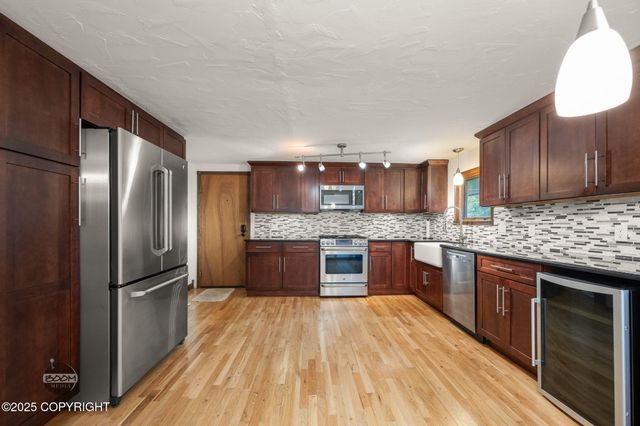 14407 W Lake Ridge Drive, Eagle River, AK 99577