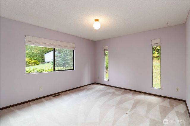 720 Abernathy Creek, Longview, WA 98632