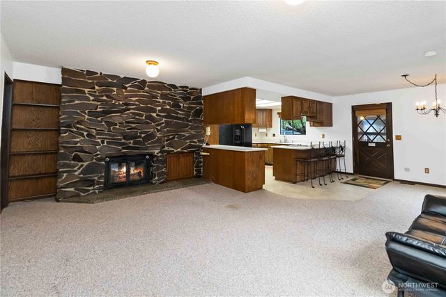 720 Abernathy Creek, Longview, WA 98632