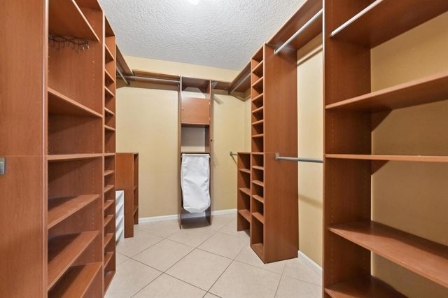 1163 Peninsula Way, Greenacres, FL 33413