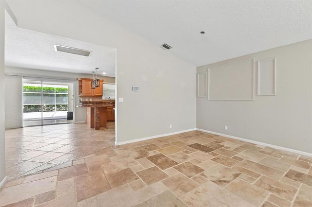 1163 Peninsula Way, Greenacres, FL 33413