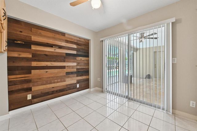 1163 Peninsula Way, Greenacres, FL 33413