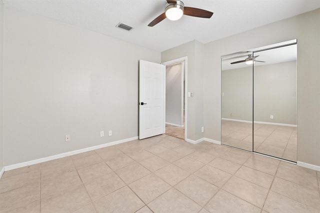 1163 Peninsula Way, Greenacres, FL 33413
