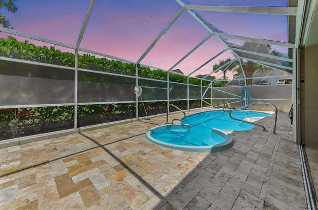1163 Peninsula Way, Greenacres, FL 33413