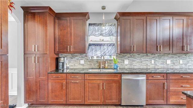 1169 Alexandria Lane, Medina, OH 44256