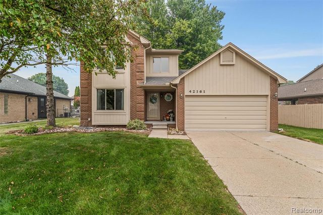 42161 Schoenherr Road, Sterling Heights, MI 48313