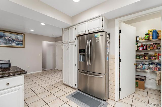 42161 Schoenherr Road, Sterling Heights, MI 48313