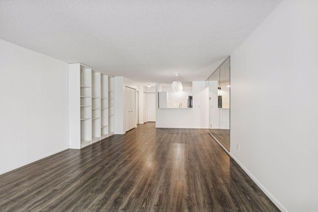 4625 Minnetonka Boulevard 102, Saint Louis Park, MN 55416