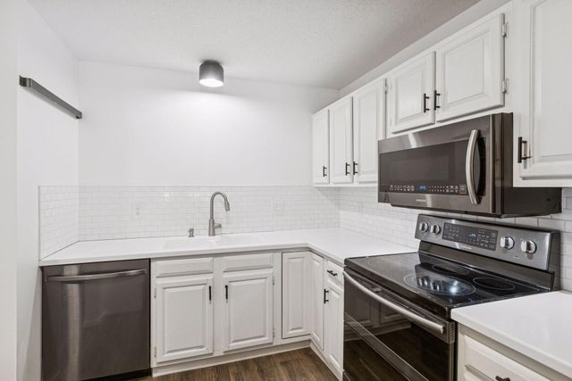 4625 Minnetonka Boulevard 102, Saint Louis Park, MN 55416