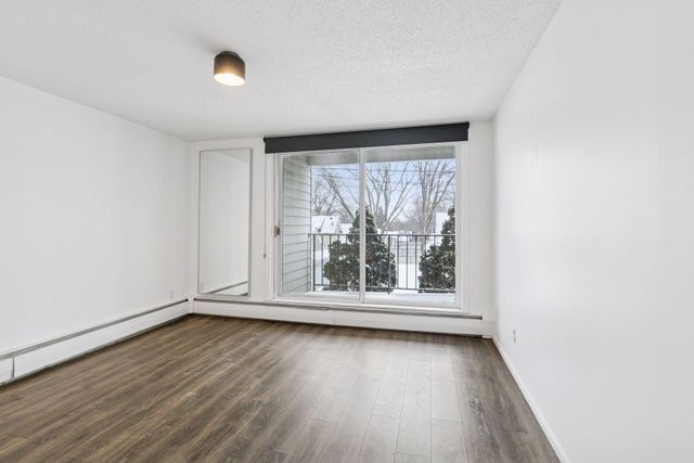 4625 Minnetonka Boulevard 102, Saint Louis Park, MN 55416