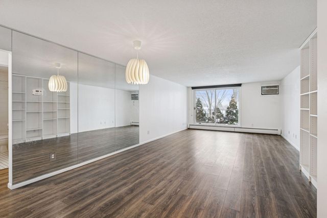 4625 Minnetonka Boulevard 102, Saint Louis Park, MN 55416