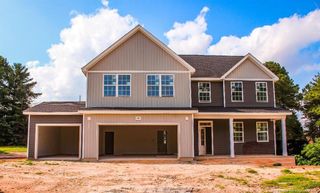 7198 Manassas Street, Fayetteville, NC 28304