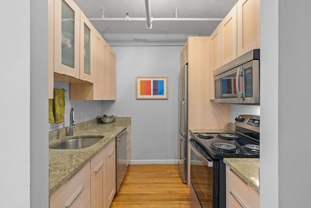 34 Plympton Street 1, Boston, MA 02118