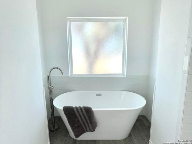 97 BERWICK, Victoria, TX 77904