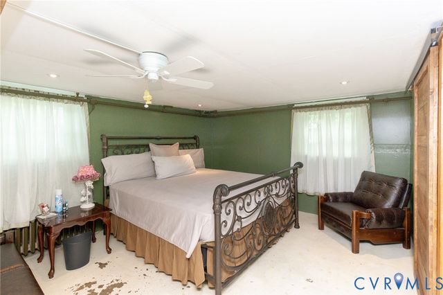 1124 Northampton Rd, Petersburg, VA 23805