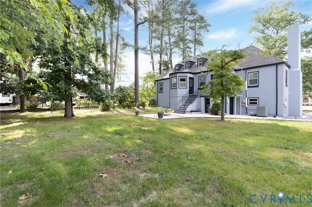 1124 Northampton Rd, Petersburg, VA 23805