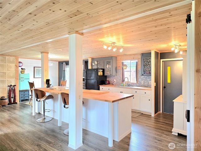 502 W Veterans Avenue, Westport, WA 98595