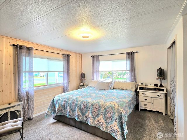 502 W Veterans Avenue, Westport, WA 98595