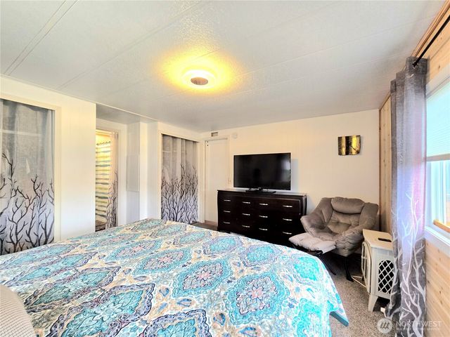 502 W Veterans Avenue, Westport, WA 98595