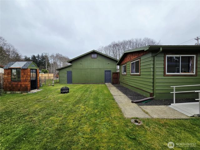 502 W Veterans Avenue, Westport, WA 98595