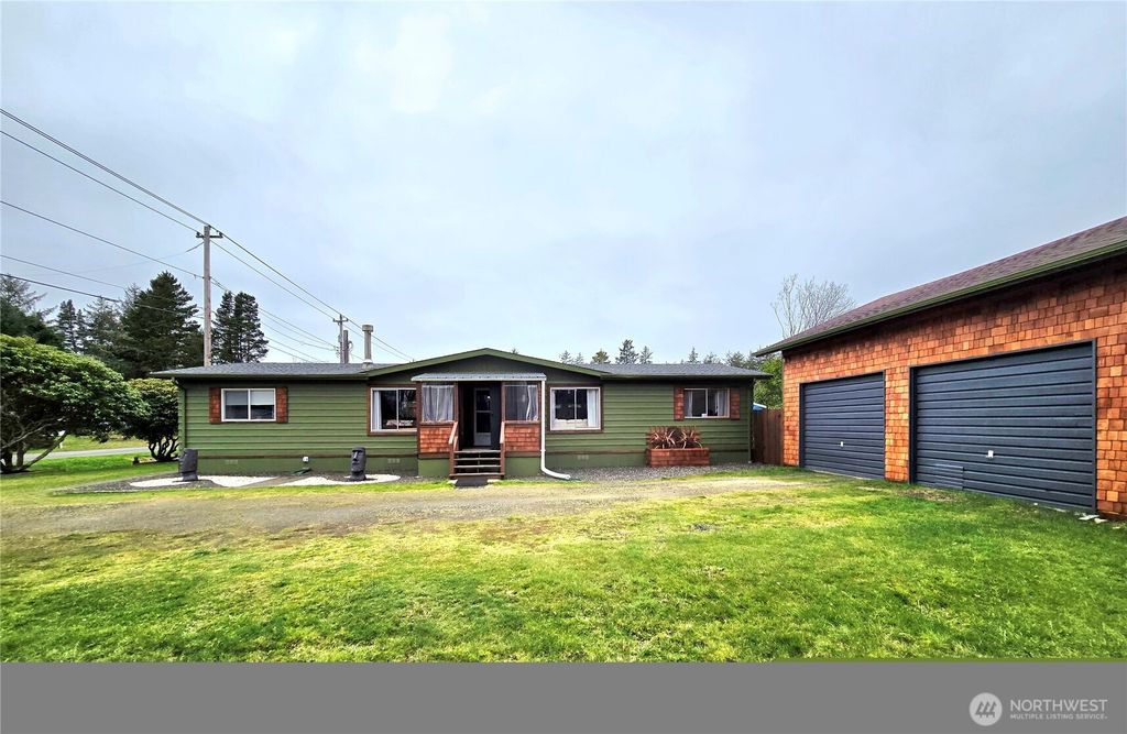 502 W Veterans Avenue, Westport, WA 98595