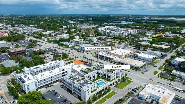 82 9th ST S 205, Naples, FL 34102