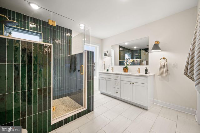 5209 CHESTER AVE, Philadelphia, PA 19143