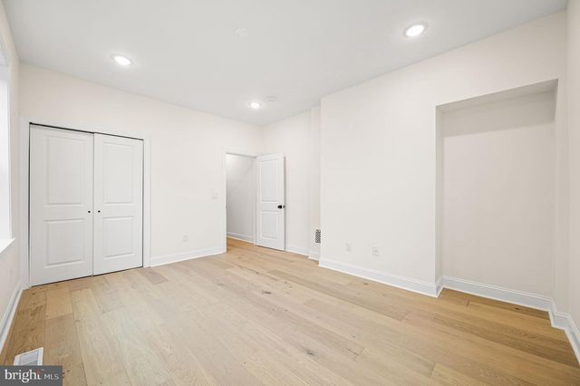 5209 CHESTER AVE, Philadelphia, PA 19143