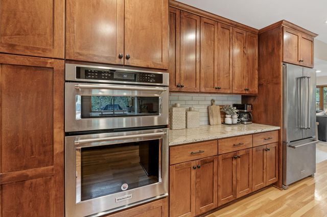 5811 Shannon Drive, Edina, MN 55439