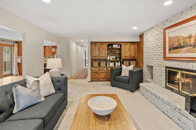 5811 Shannon Drive, Edina, MN 55439