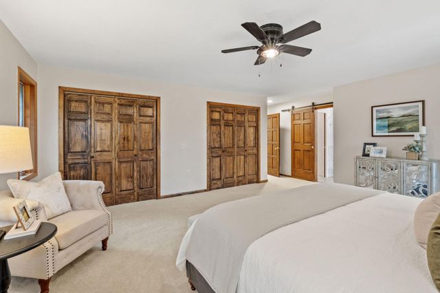 5811 Shannon Drive, Edina, MN 55439