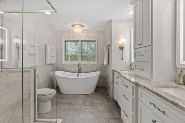 5811 Shannon Drive, Edina, MN 55439
