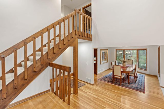 5811 Shannon Drive, Edina, MN 55439