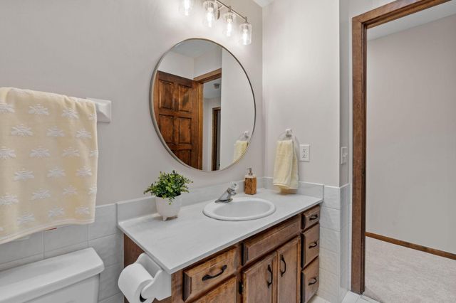 5811 Shannon Drive, Edina, MN 55439