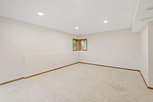 5811 Shannon Drive, Edina, MN 55439